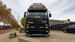 20251019-Tom-Holding-00020